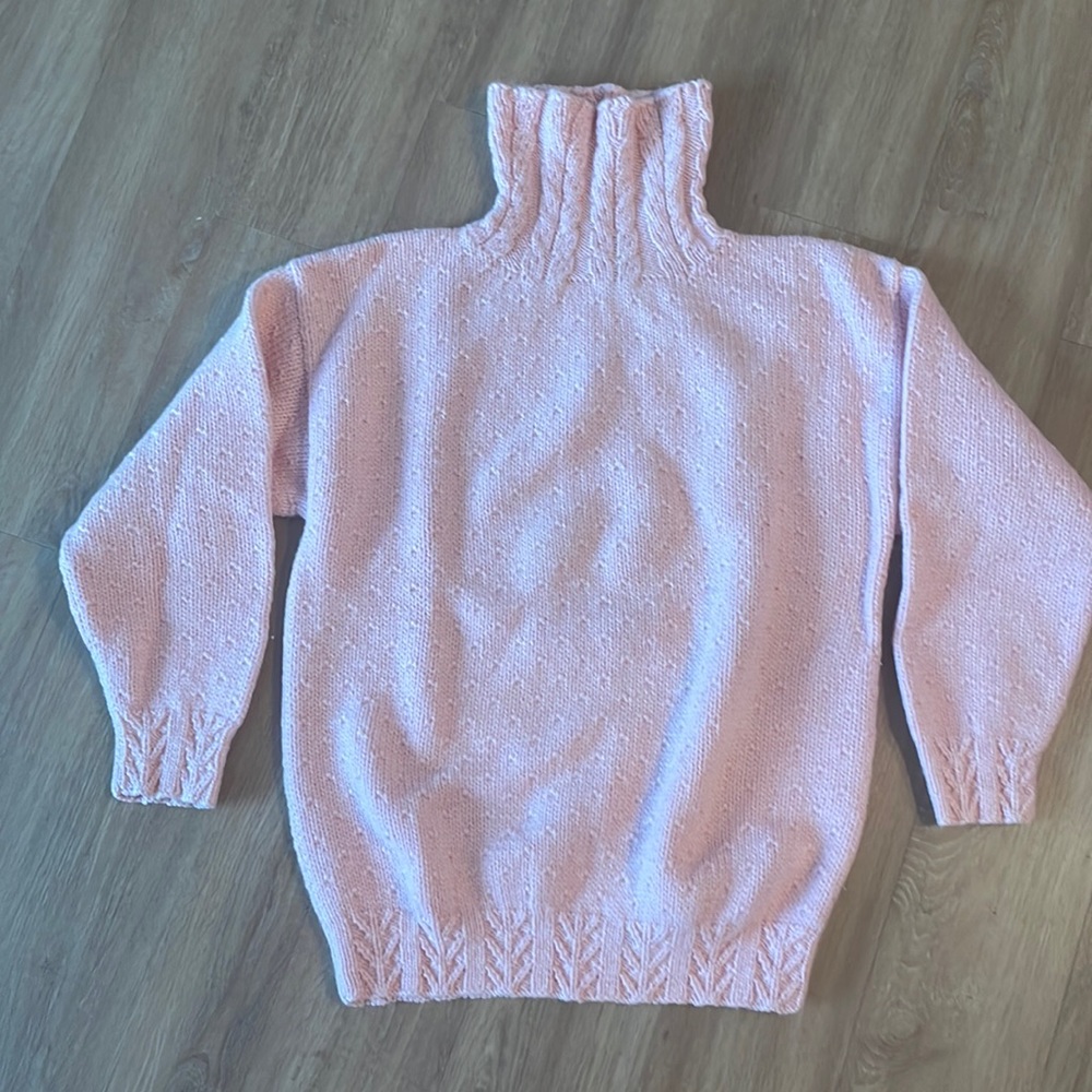 Stewart Ross 100percent wool turtleneck. Perfect condition
